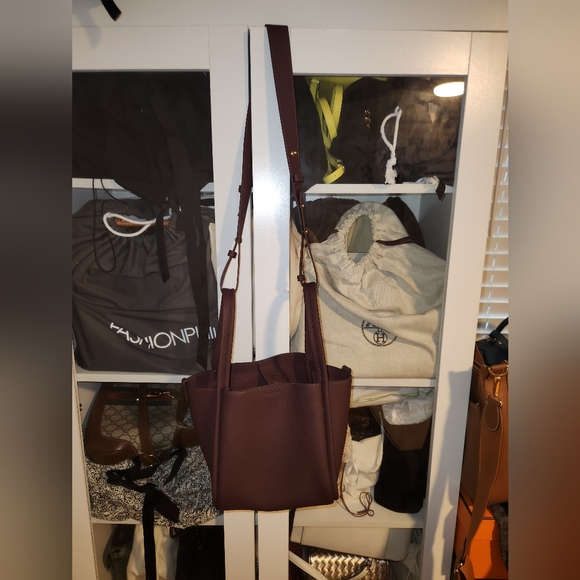 Songmont Medium Song Bag Burgundy - Picture 2 of 7